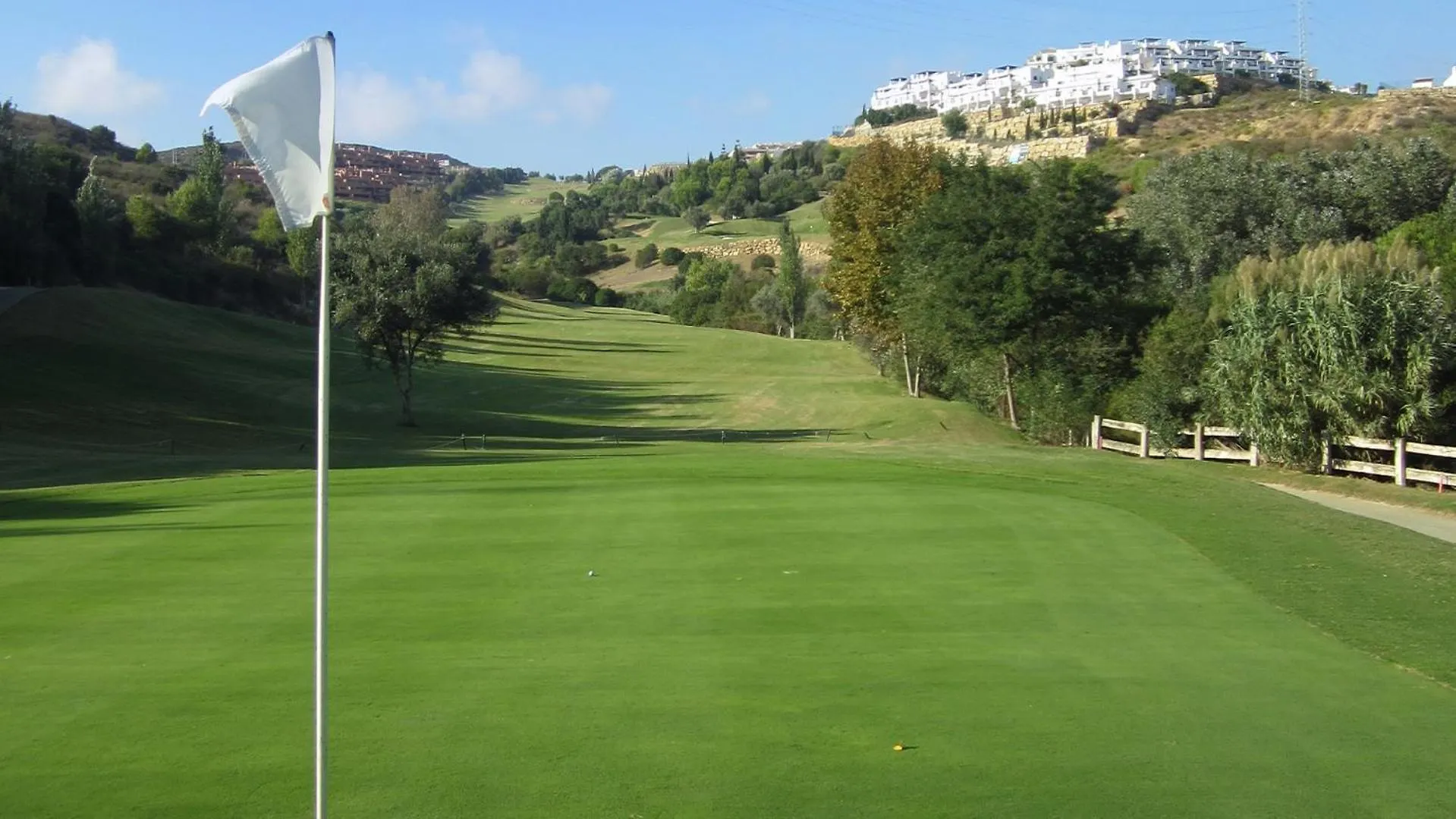 Lotus Dona Julia 6 Golf Y Playa Apartment San Luis de Sabinillas