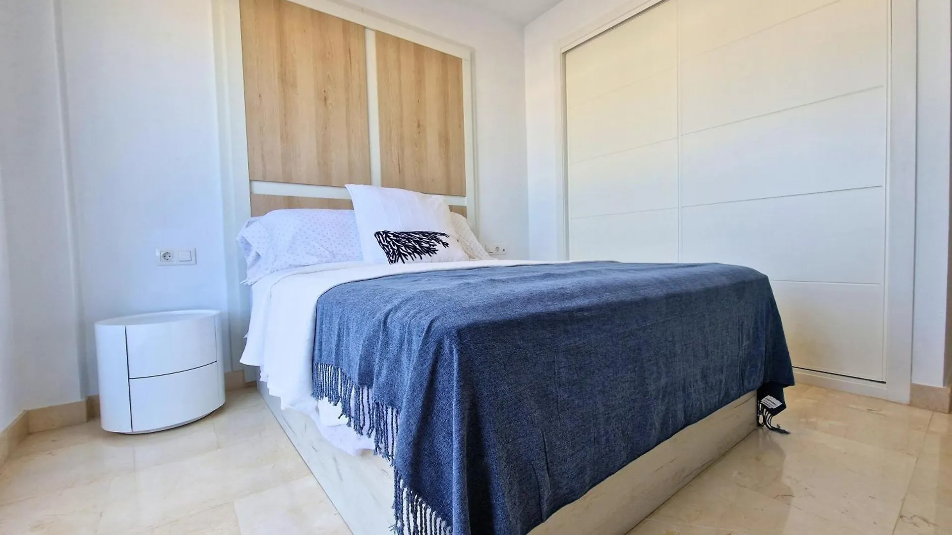 Lotus Dona Julia 6 Golf Y Playa Apartment San Luis de Sabinillas 0*,  Spain