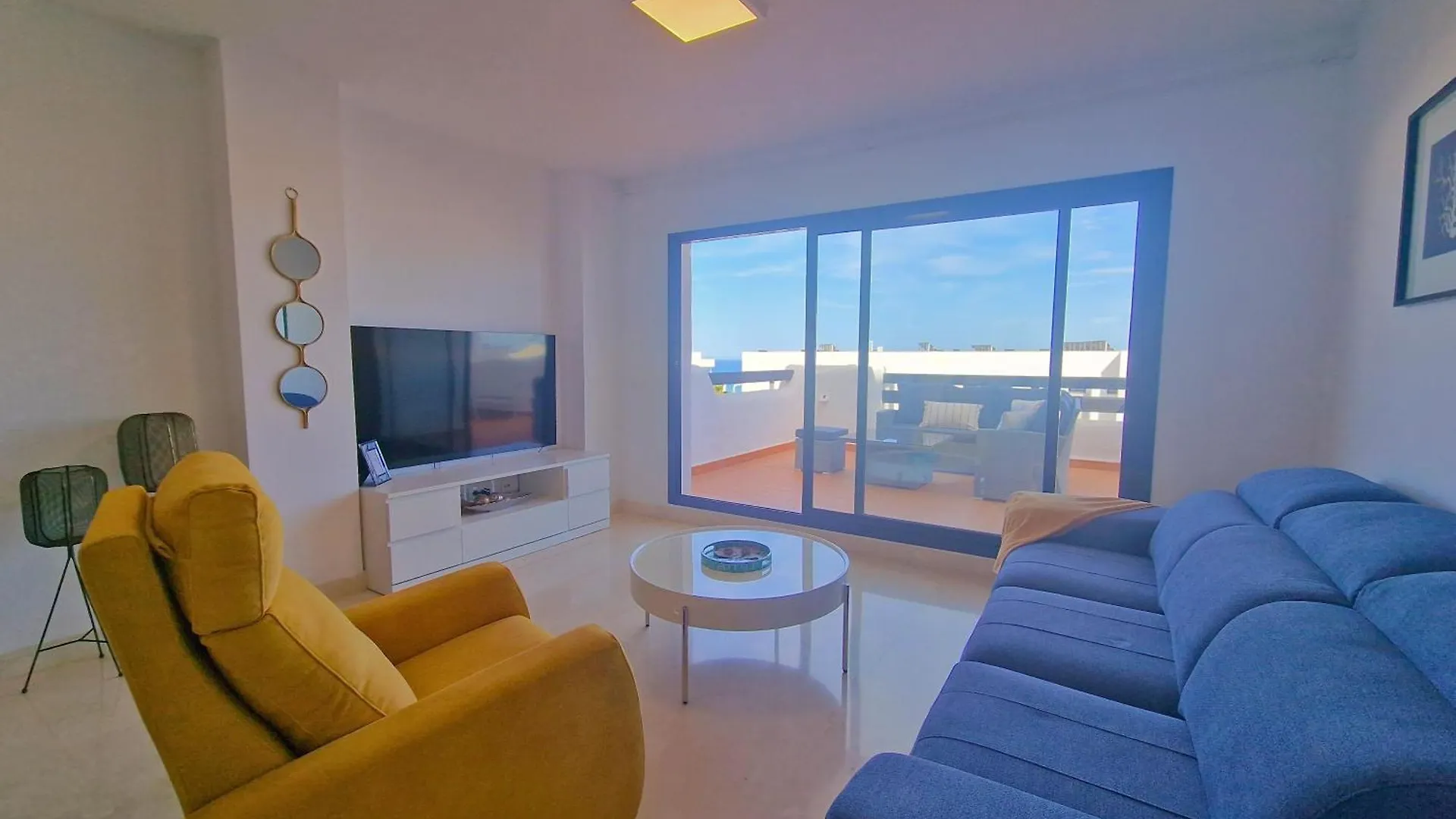 Lotus Dona Julia 6 Golf Y Playa Apartment San Luis de Sabinillas